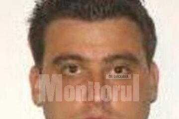 Încătușat de polițiști, George Hodoroabă a fost introdus direct în arestul Inspectoratului de Poliție Județean Suceava