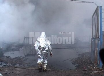Incendiu de mari proporții la depozitul de cauciucuri de la Slobozia-Grănicești