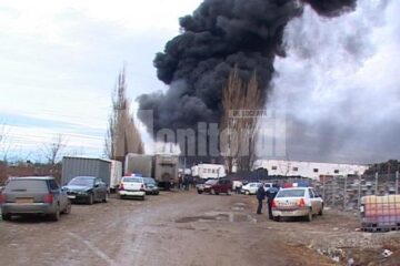 Inspectorii ITM Suceava au început un nou control la fabrica de reșapat cauciucuri a lui Nelu Hânțar, după ce în cursul zilei de 6 ianuarie a.c. a izbucnit un puternic incendiu