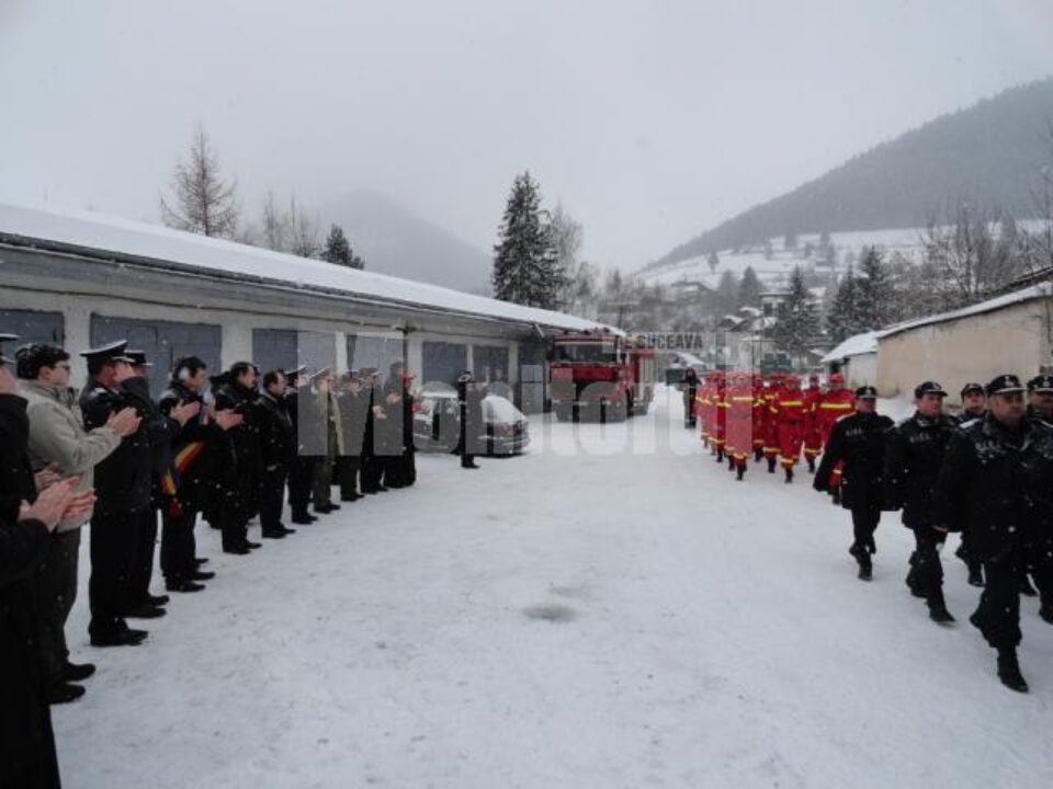 La Câmpulung Moldovenesc a fost inaugurată, în cursul zilei de ieri, o nouă unitate SMURD, care va funcționa în cadrul Detașamentului de Pompieri din acest municipiu