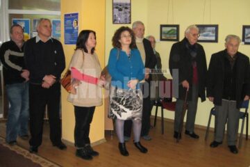 Participanți la activitățile organizate de UUR - Ținutul Bucovina și Liceul Particular Nr. 1 Suceava