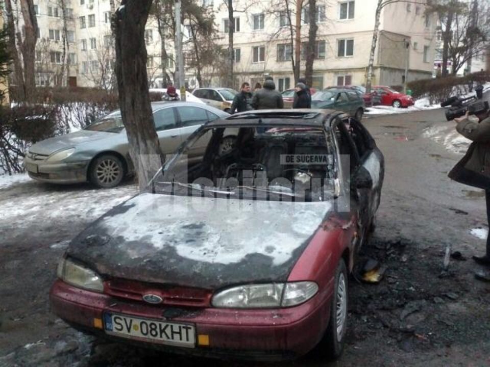 Fordul Mondeo, distrus de flăcări