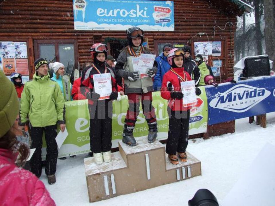 În perioada 20 – 22 ianuarie, la Vatra Dornei a avut loc Concursul Național de Schi pentru Copii “Bucuriile zăpezii”
