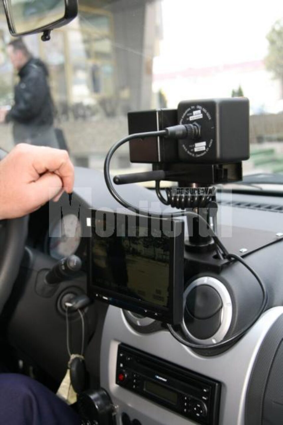 În cadrul acțiunii de control organizate de polițiștii rutieri din Fălticeni au fost aplicate 67 de amenzi În cadrul acțiunii de control organizate de polițiștii rutieri din Fălticeni au fost aplicate 67 de amenzi