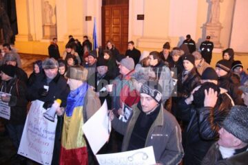 Nemulțumiții au ieșit din nou în stradă aseară, la Suceava