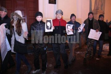 Nemulțumiții au ieșit din nou în stradă aseară, la Suceava