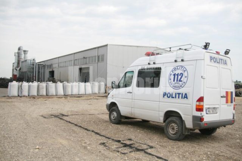 Explozia din iunie 2011 de la fabrica de reșapat cauciucuri s-a soldat cu moartea a doi angajați Explozia din iunie 2011 de la fabrica de reșapat cauciucuri s-a soldat cu moartea a doi angajați