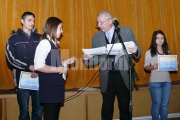 Revista „Dumbrava minunată”, la zece ani de la apariția primului număr