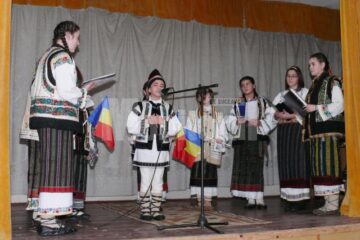 Revista „Dumbrava minunată”, la zece ani de la apariția primului număr