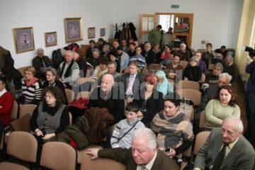 Public numeros la lansarea de la Bibliotecă