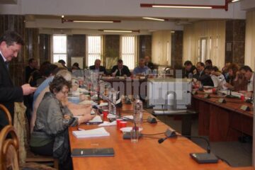 Aleșii locali au aprobat bugetul Sucevei pe 2012