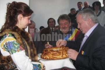 Primarul Marius Ursaciuc și Adrian Porumboiu, președintele Racova com-agro-pan Grup