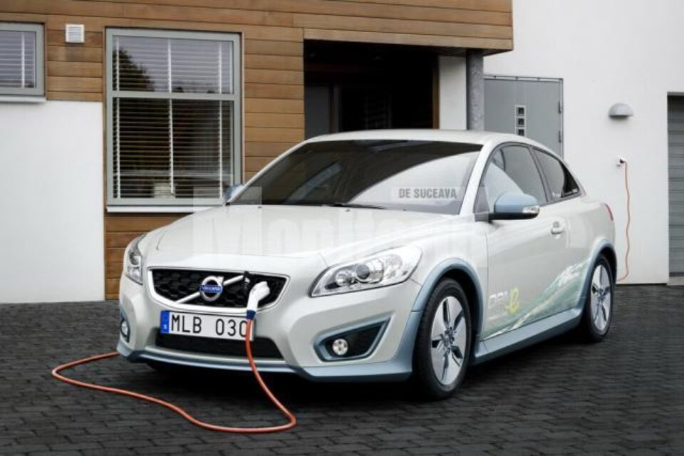 Volvo C30 cu motor electric va fi comercializat din 2013