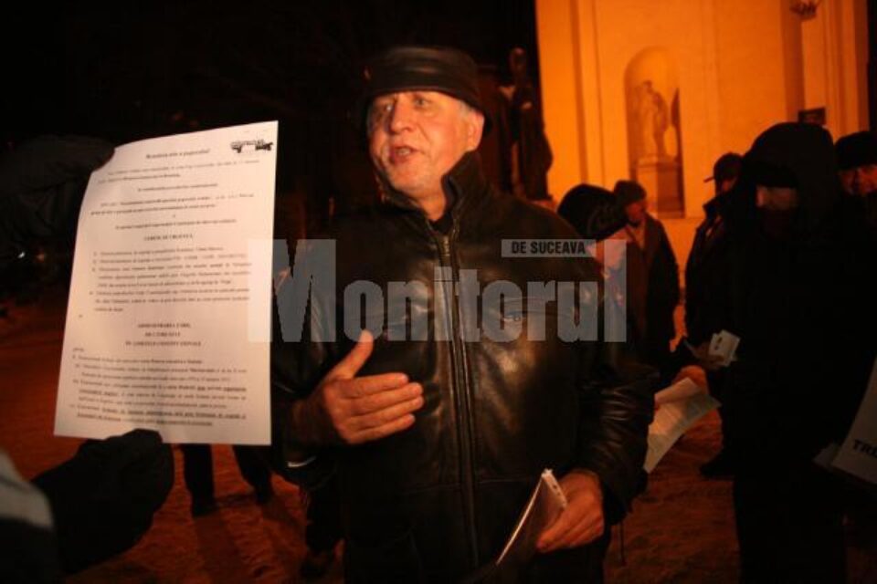 Aproximativ 20 de suceveni care au continuat seria protestelor
