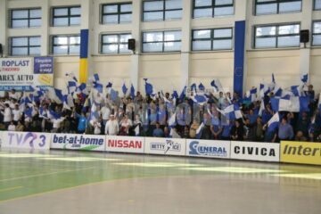 Spectatorii sunt așteptați în număr cât mai mare la sala LPS