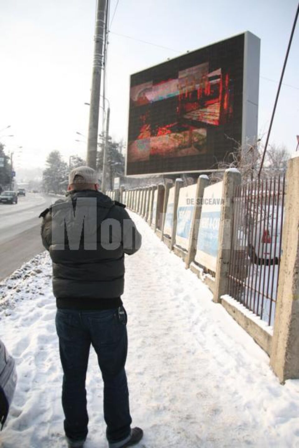 În curând, pe lângă cele Zece Porunci, pe panou vor apărea și alte mesaje biblice