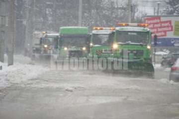 Strada Traian Vuia, bazin de înot în urma unei avarii