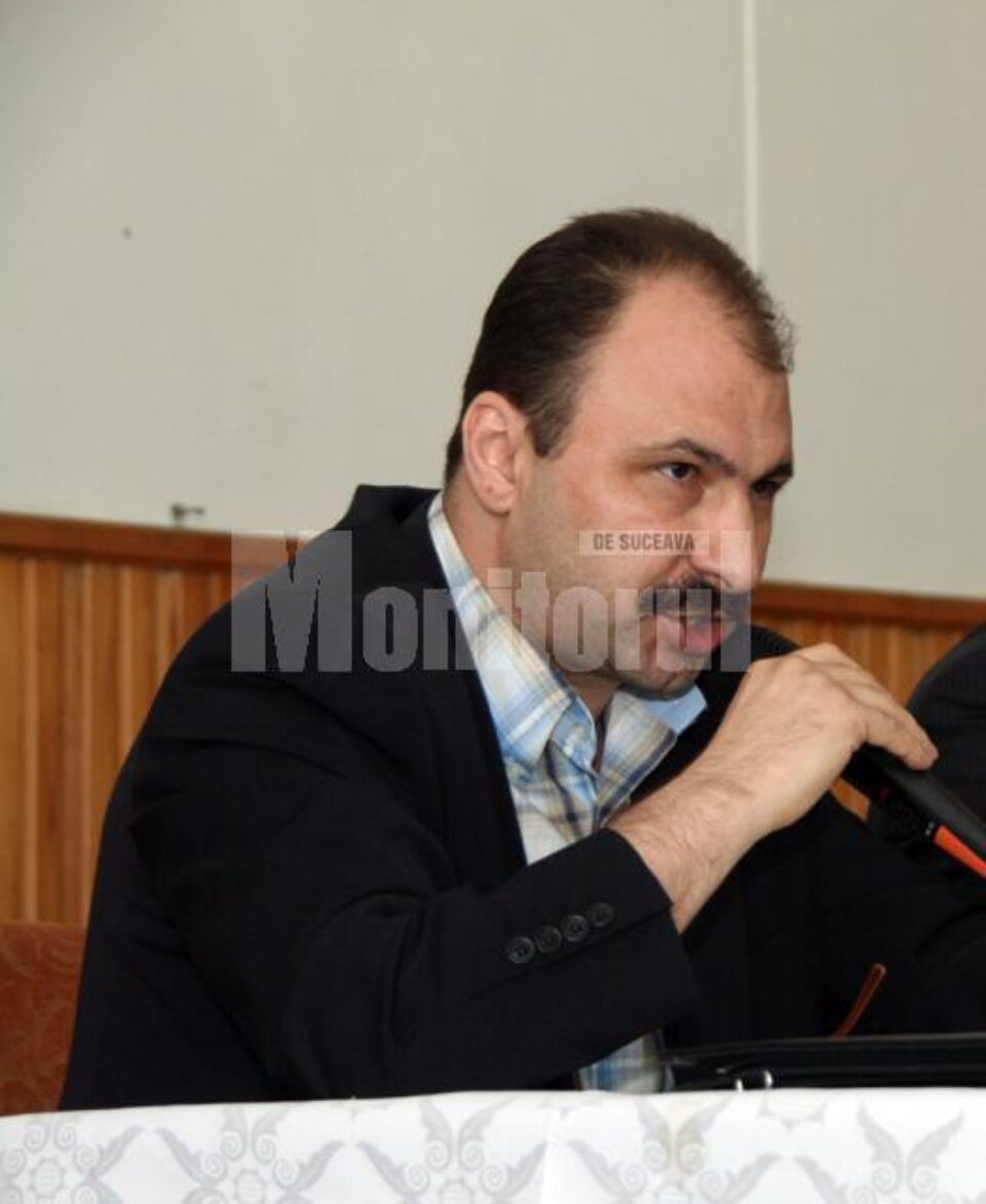 Prefectul Sorin Popescu a sesizat DNA cu privire la cererea formulată pentru cele 2.300 de hectare de pădure Prefectul Sorin Popescu a sesizat DNA cu privire la cererea formulată pentru cele 2.300 de hectare de pădure