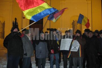 Protestul de aseară a fost unul destul de numeros și gălăgios