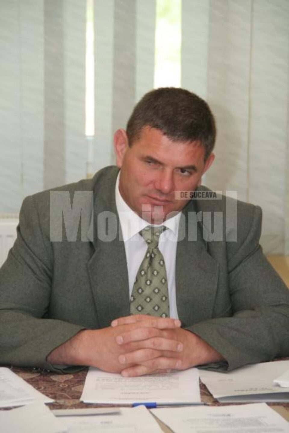 Contractele dintre Primăria Slatina și cele trei firme care au supt bani publici s-au făcut exclusiv după ureche și după bunul plac al primarului Ilie Gherman