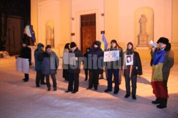 Protestele în centrul Sucevei au continuat și aseară