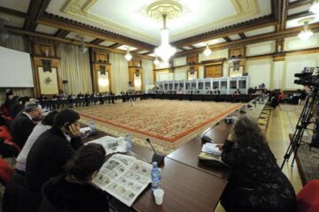 Persoanele nominalizate ca miniștri în Cabinetul Ungureanu au fost audiate în comisiile parlamentare. Foto: MEDIAFAX