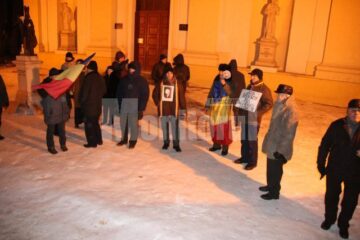 20 de suceveni au protestat împotriva noului Guvern
