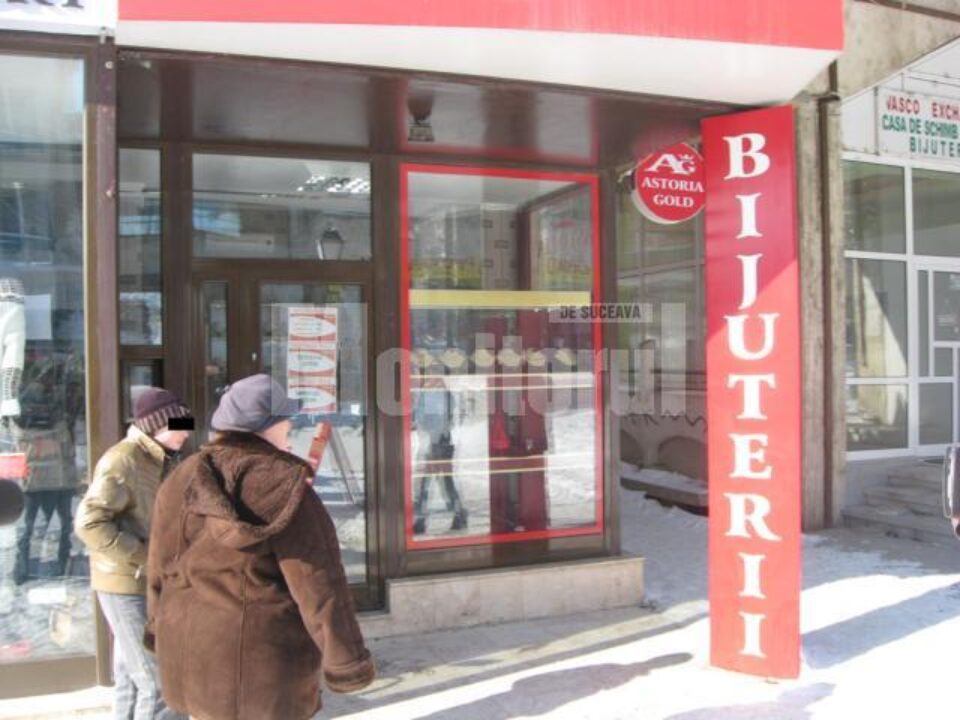 Casa de amanet unde au dus cei doi inelul