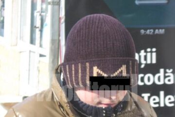 Copilul de 14 ani și mama sa, la reconstituire