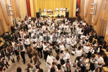 Sute de persoane au participat la Balul Gospodarilor din Botoșana