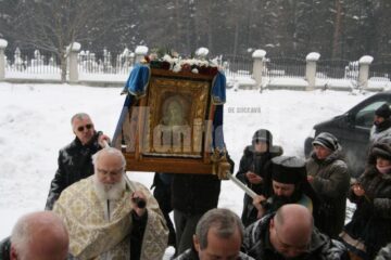 Icoana “Umilenie” a ajuns ieri la Biserica de stil vechi Sf. Ioan cel Nou din cartierul George Enescu