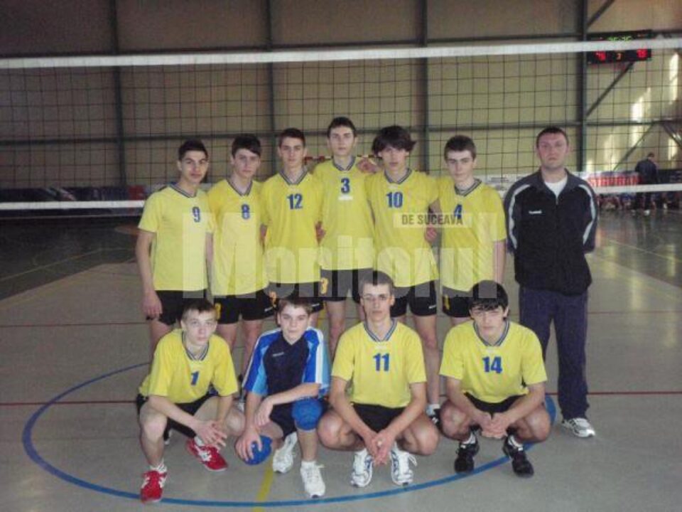 Echipa LPS Suceava, antrenată de Vasile Moșuc, merge la turneul semifinal