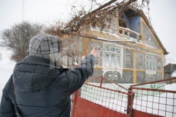 Casa din Pătrăuți în care s-a produs tragedia