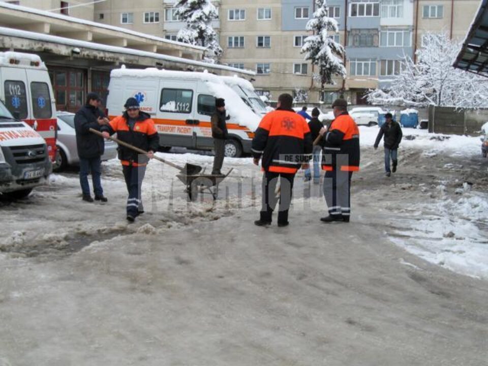 Solicitările pentru transportul bolnavilor la spitalele din București nu mai pot fi deloc rezolvate