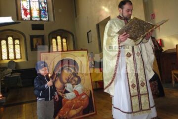 Părintele Tudor: Cei mai mulți enoriași sunt tineri, ceea ce mă mulțumește pe mine și ca român, și ca preot