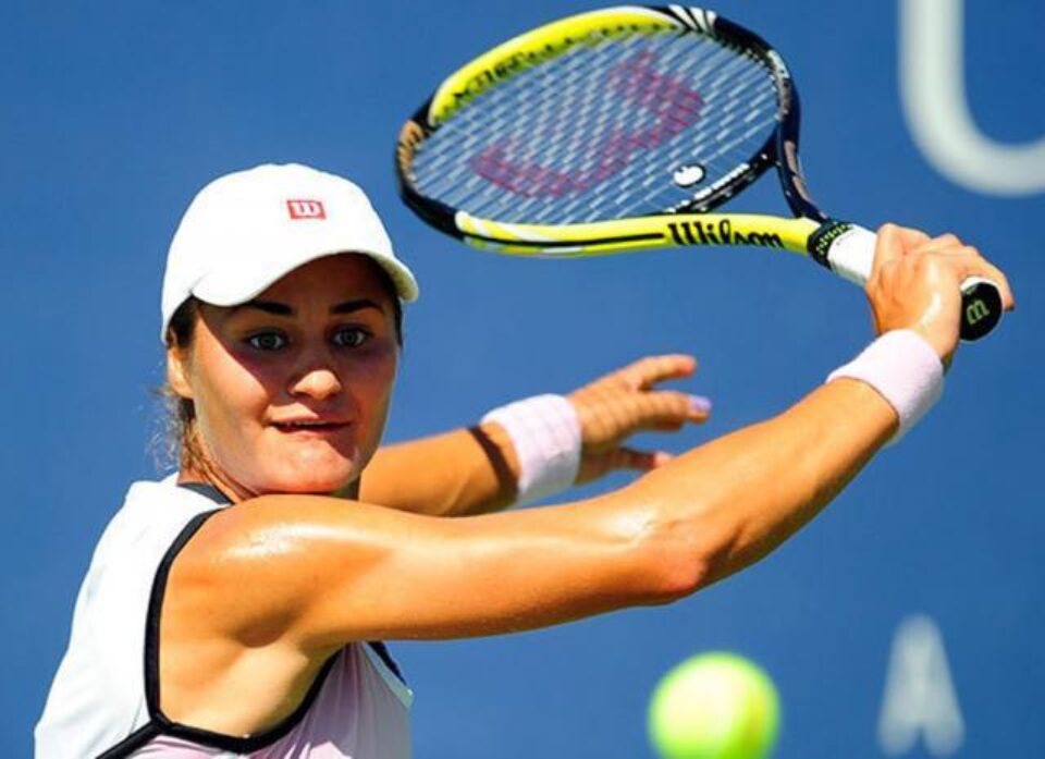 Monica Niculescu s-a calificat în sferturile de finală ale turneului de la Doha Monica Niculescu s-a calificat în sferturile de finală ale turneului de la Doha
