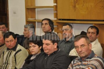 Ședința de constituire a Asociația Crescătorilor de Bovine pentru Carne din România a avut loc sâmbătă, la sediul Consiliului Județean