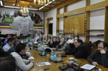 Ședința de constituire a Asociația Crescătorilor de Bovine pentru Carne din România a avut loc sâmbătă, la sediul Consiliului Județean