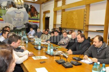 Ședința de constituire a Asociația Crescătorilor de Bovine pentru Carne din România a avut loc sâmbătă, la sediul Consiliului Județean