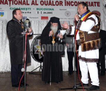 La Festivalul Național al Ouălor Încondeiate de la Ciocănești sunt așteptați artiști încondeietori de ouă din toată țara