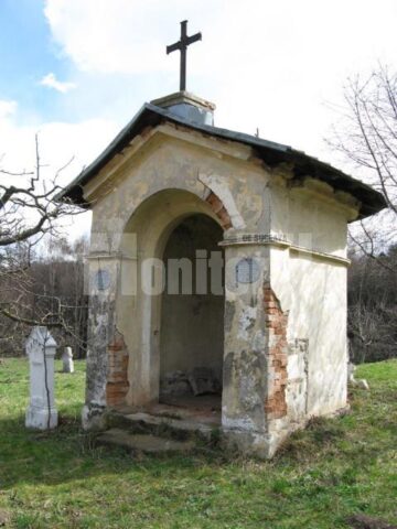 Monumentul unor preoți germani din Suceava - Vechiul cimitir din incinta Mănăstirii Sf. Ioan