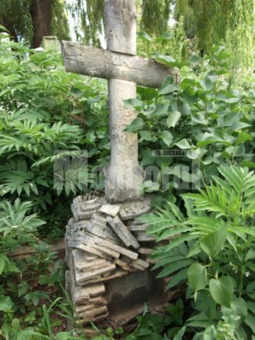 Monument funerar german din cimitirul de la Ițcani