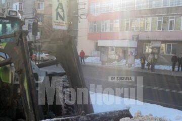 Lucrări de deszăpezire a străzilor și a trotuarelor
