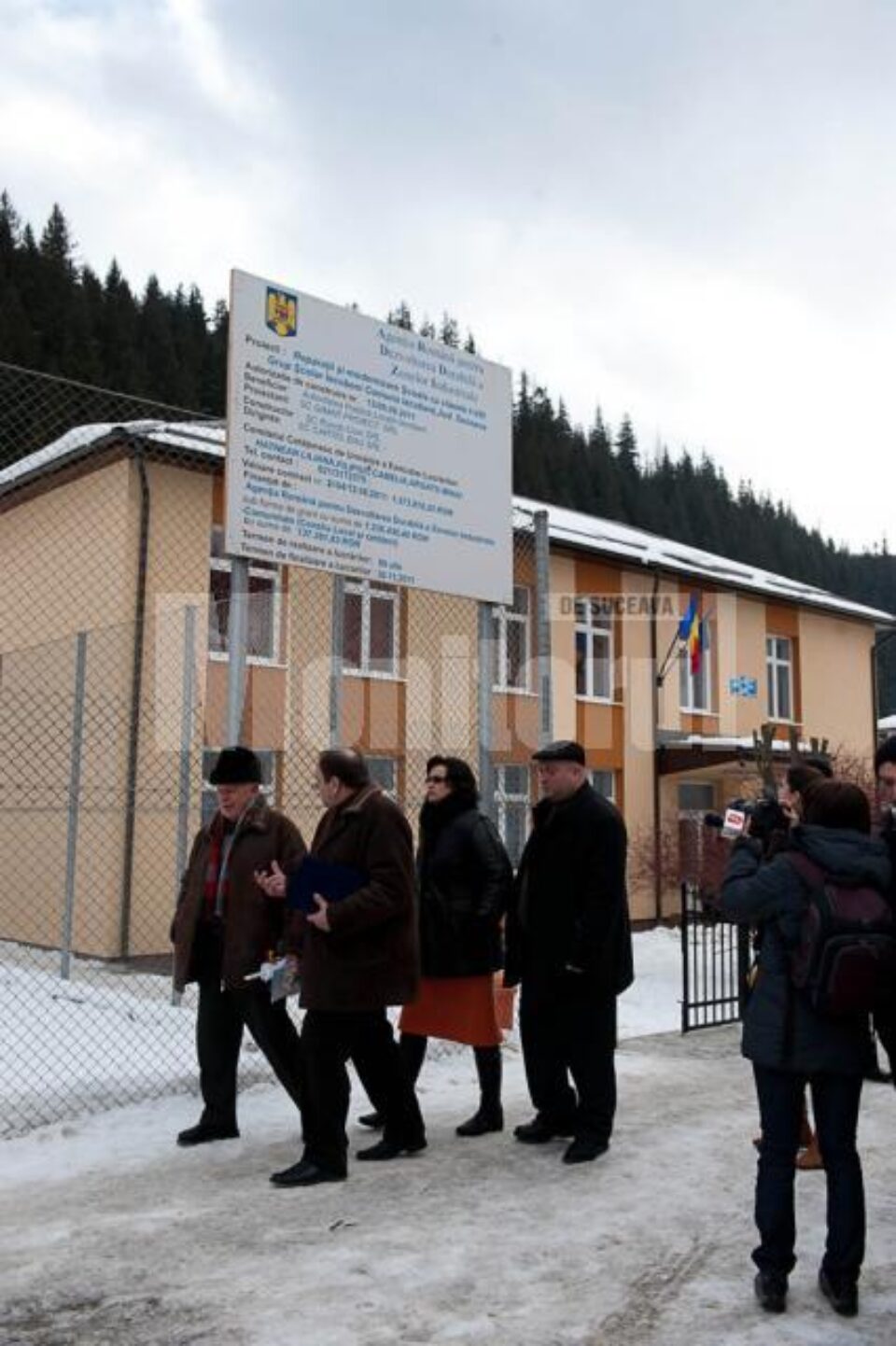Gheorghe Flutur a participat la inaugurarea școlii din Iacobeni