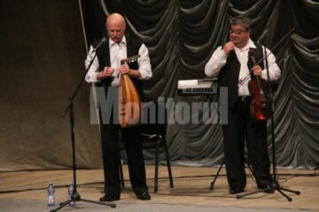 Între rapsozi și lăutari, cu maestrul Tudor Gheorghe la Suceava