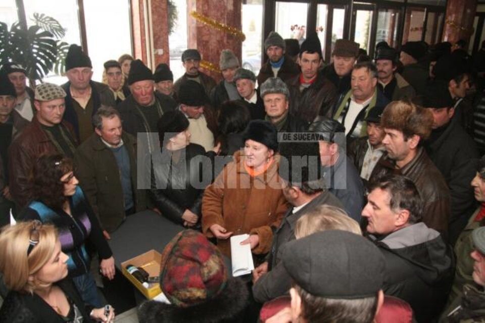 Cererile se pot depune în perioada 1 martie - 15 mai, la cele nouă centre locale APIA deschise în județ Cererile se pot depune în perioada 1 martie - 15 mai, la cele nouă centre locale APIA deschise în județ