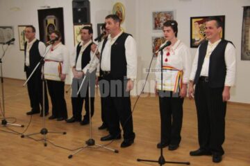 Beneficiari ai Centrului de la Mitoc în spectacol