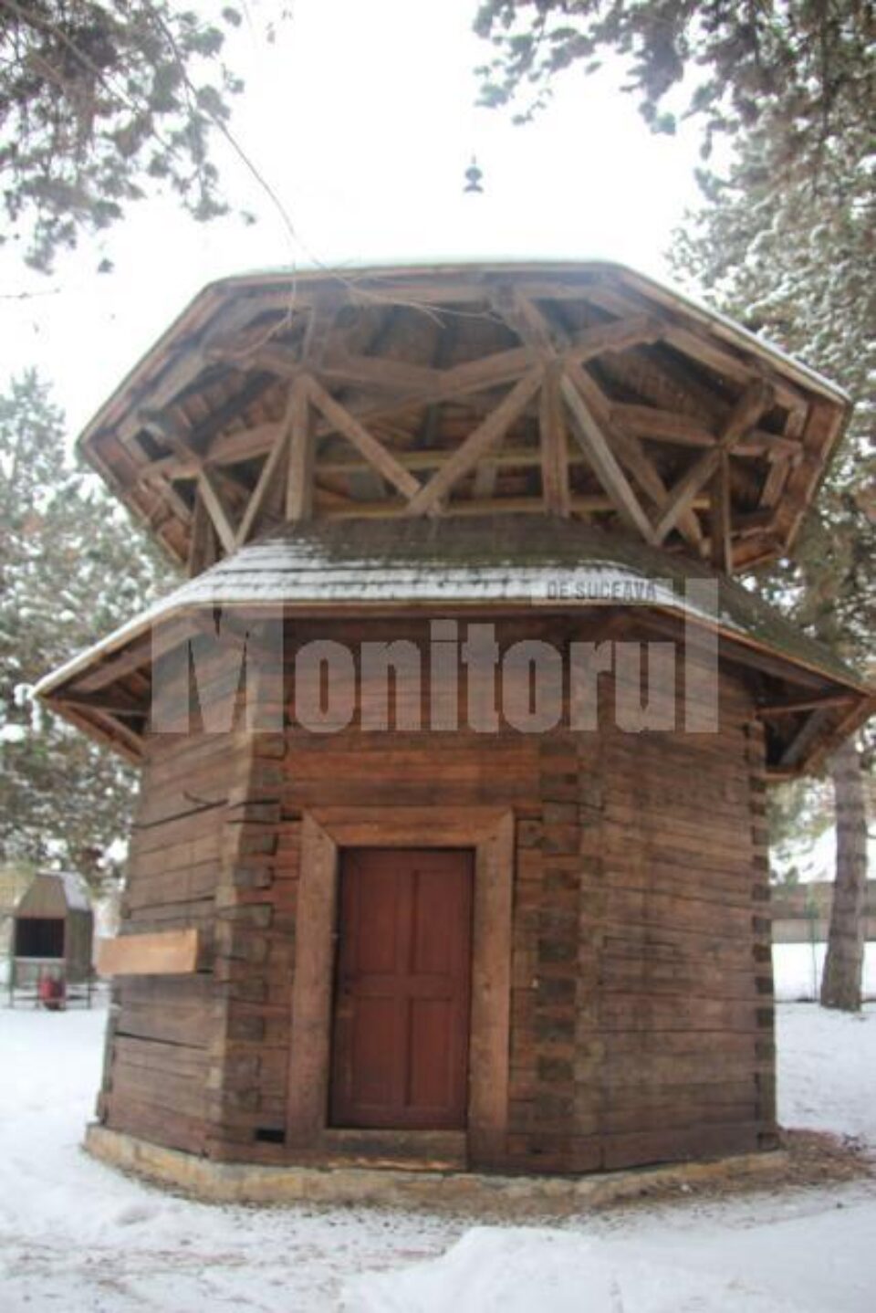 Biserica Înălțarea Domnului, din Muzeul Satului Bucovinean, își redeschide porțile pentru credincioși pe 8 aprilie
