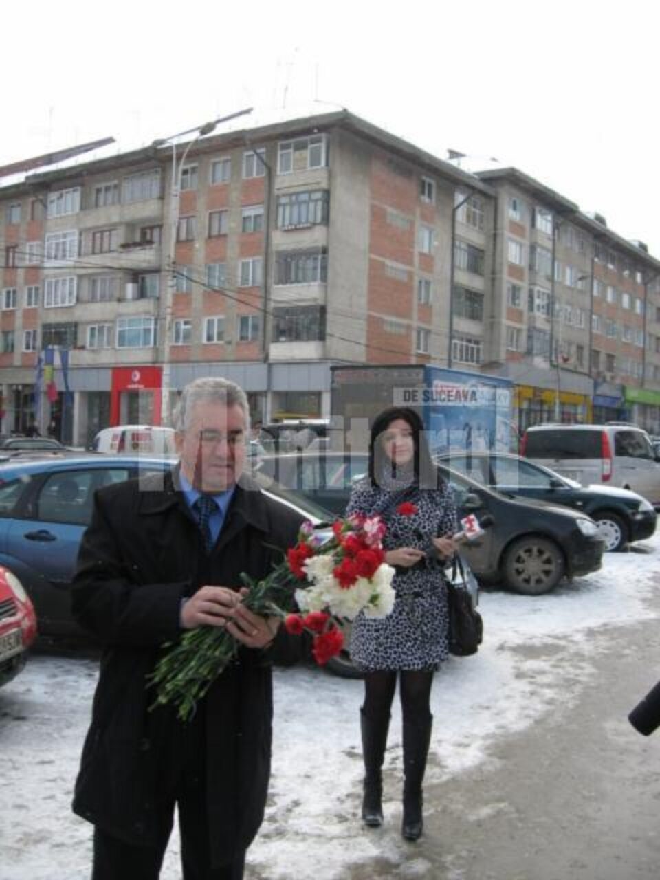 Primarul Sucevei va împărți pe stradă o mie de flori doamnelor și domnișoarelor