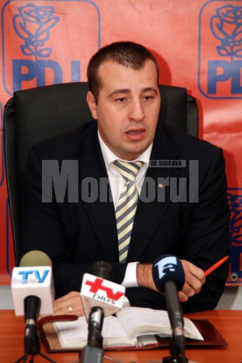 Lucian Harșovschi :„Cursurile vor fi susținute de traineri certificați, specializați în managementul campaniilor electorale și comunicare politică” Lucian Harșovschi :„Cursurile vor fi susținute de traineri certificați, specializați în managementul campaniilor electorale și comunicare politică”